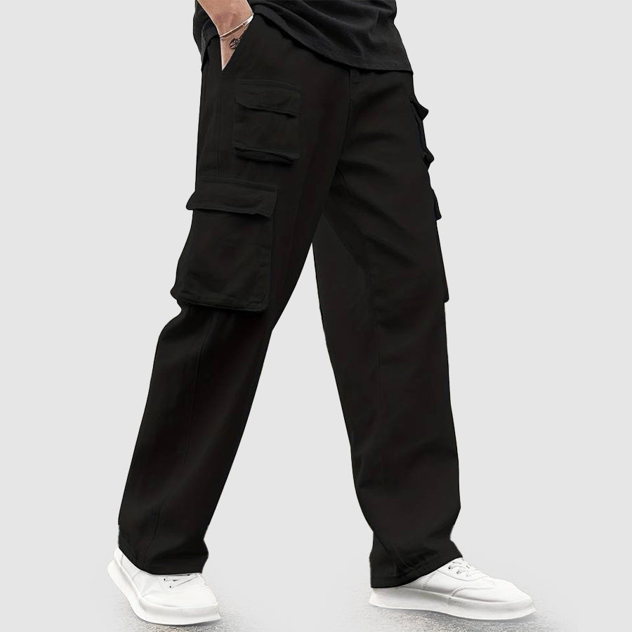 Men's loose fit cargo pants with side pockets