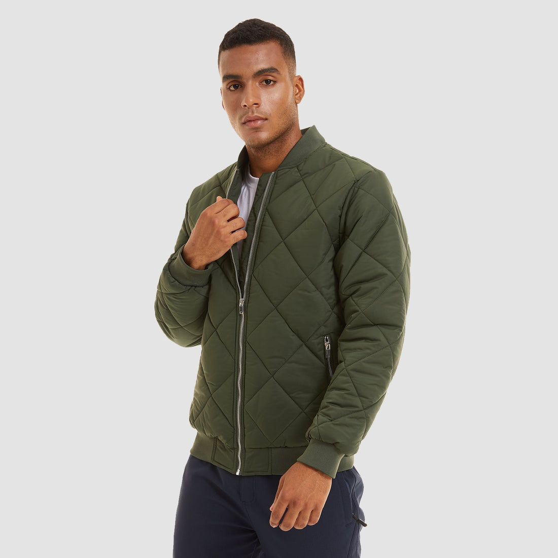 Men's winter bomber jacket with zipper pockets