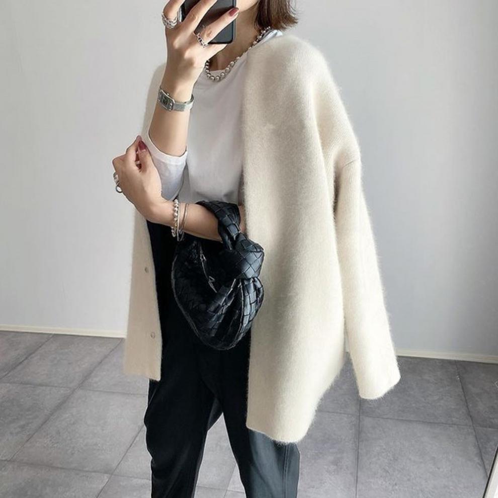 Women's soft fuzzy cardigan for cozy elegance