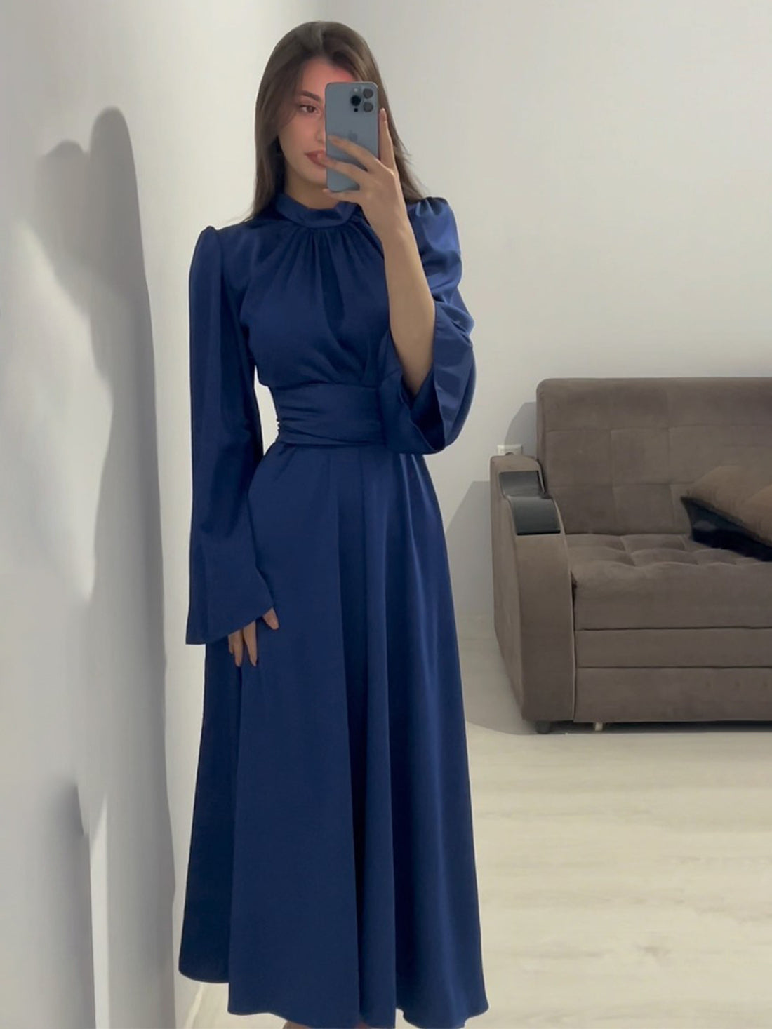 Women's Elegant Maxi Dress - Long Flare Sleeves - Cinched Waist