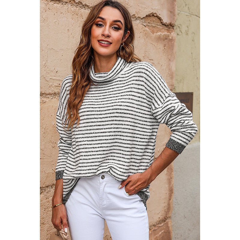 Women’s Turtleneck Sweater – Relaxed Fit – Wool Blend – Striped – Ribbed Trim