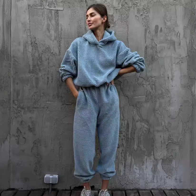 Women’s Loungewear Set – Fleece Hoodie and Pants – Relaxed Fit – High Waist – Soft Feel