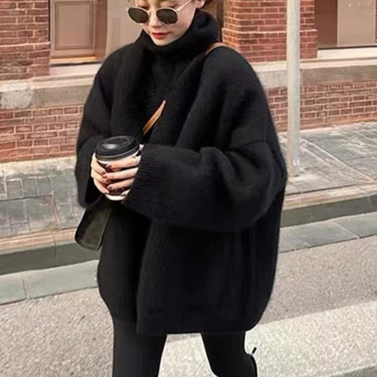 Women’s Oversized Cardigan – Soft Mohair Blend – Deep V-Neck – Mid-Thigh – Pockets