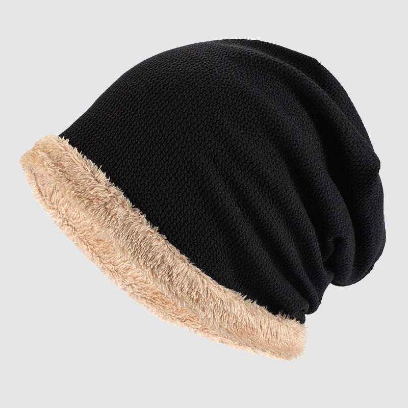 Men's and women's winter beanie with faux fur inside