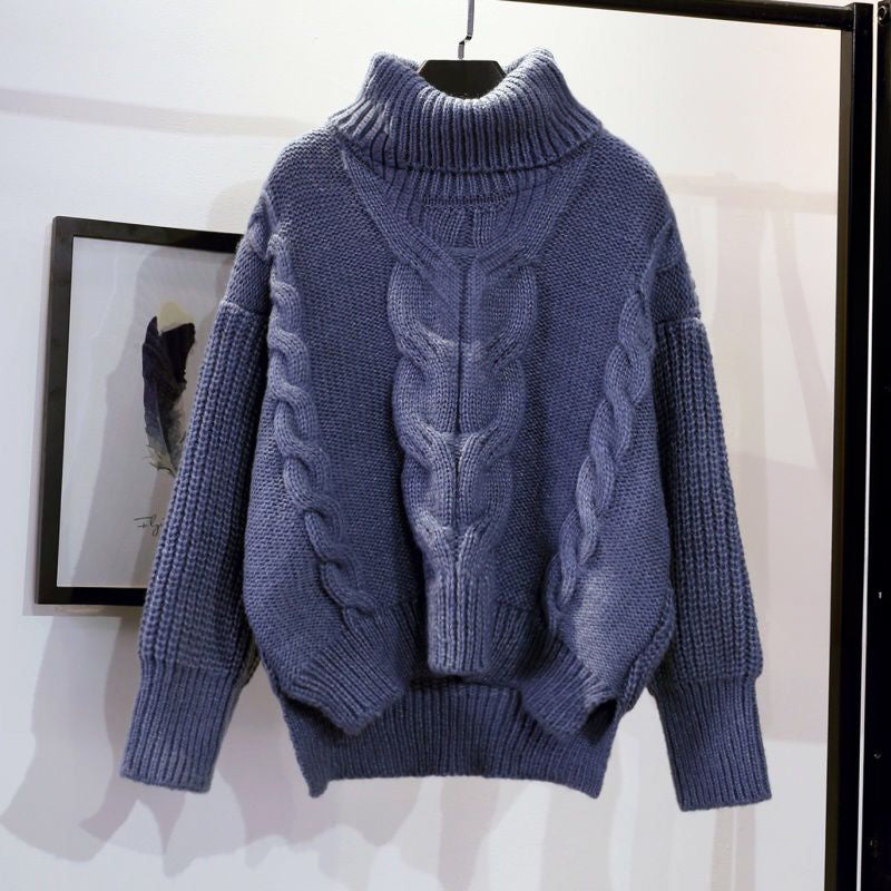 Warm and comfortable sweater with cable knit details for women