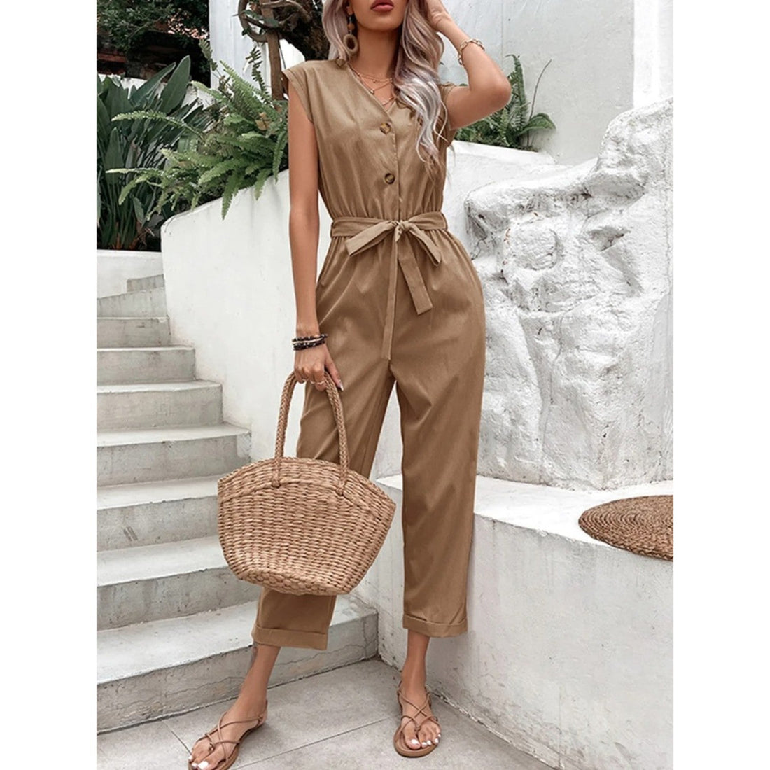 Tessa - jumpsuit with v-neck