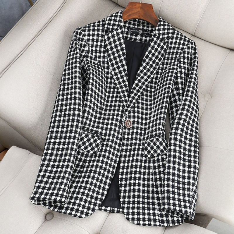 Plaid blazer for women