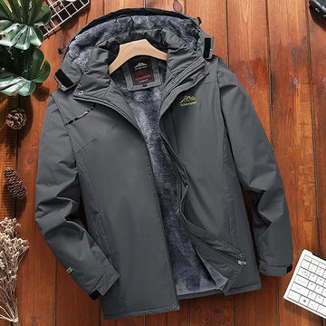 Men's waterproof outdoor jacket for ultimate protection