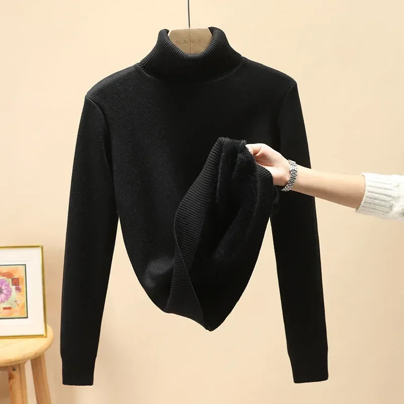 Women's cozy knitted turtleneck pullover for winter