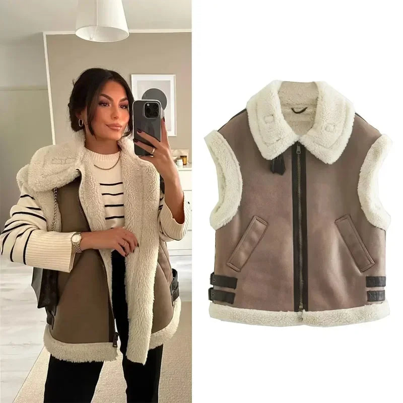 Women's sleeveless fur vest coat