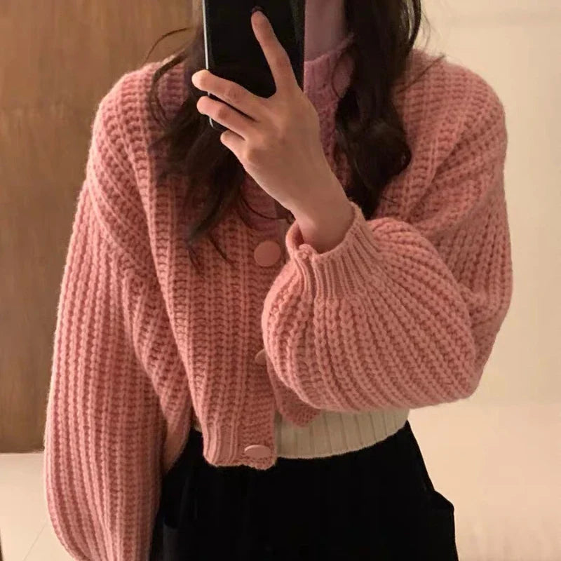 Women’s Cardigan – Chunky Knit Wool Blend – Loose Fit – Cropped Length – Long Sleeve