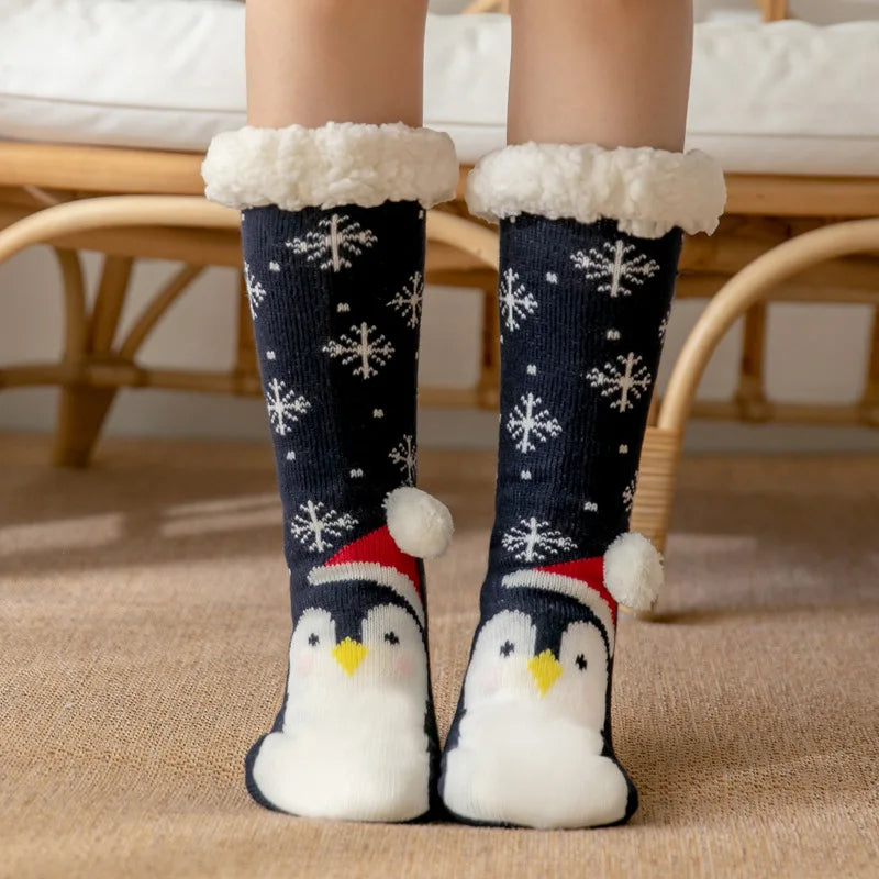 Isla Fleece Relaxed Fit Slipper Socks | Fuzzy Cuff Christmas Motif Slipper Socks