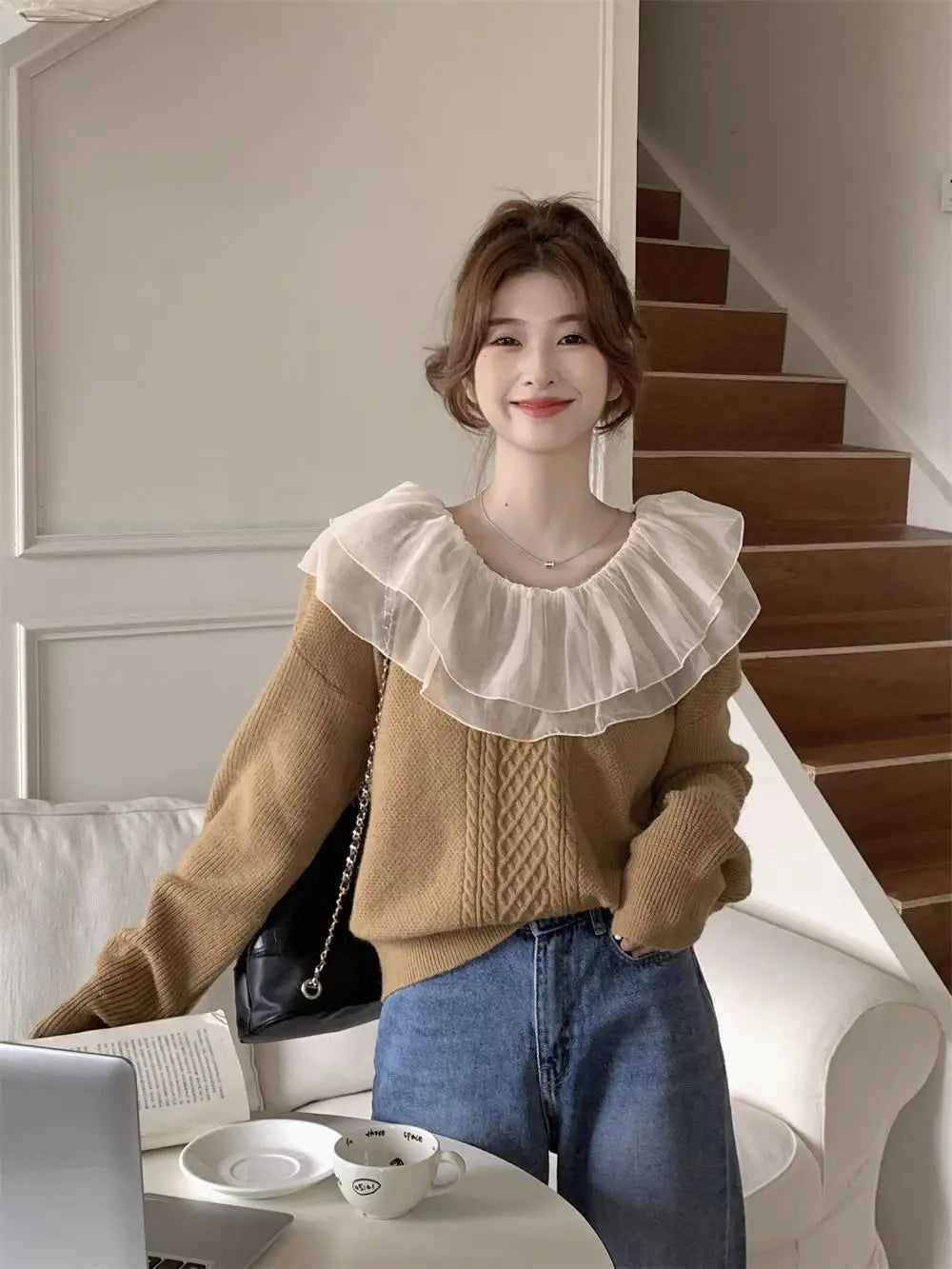 Women's ruffled collar knit sweater