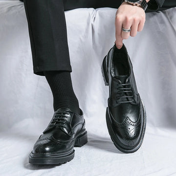 Men's black leather formal shoes