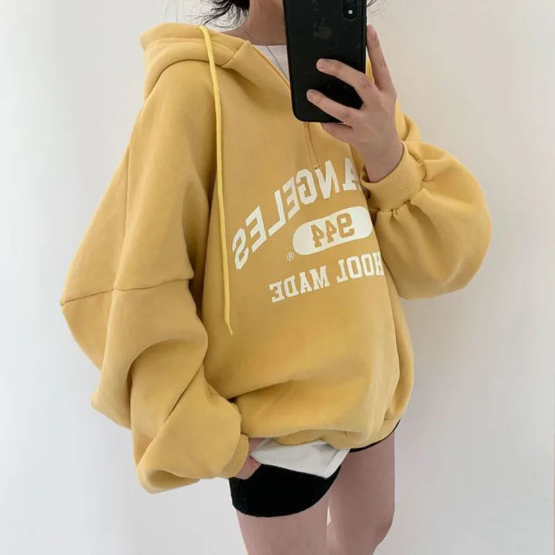 Women's oversized hoodie for casual comfort