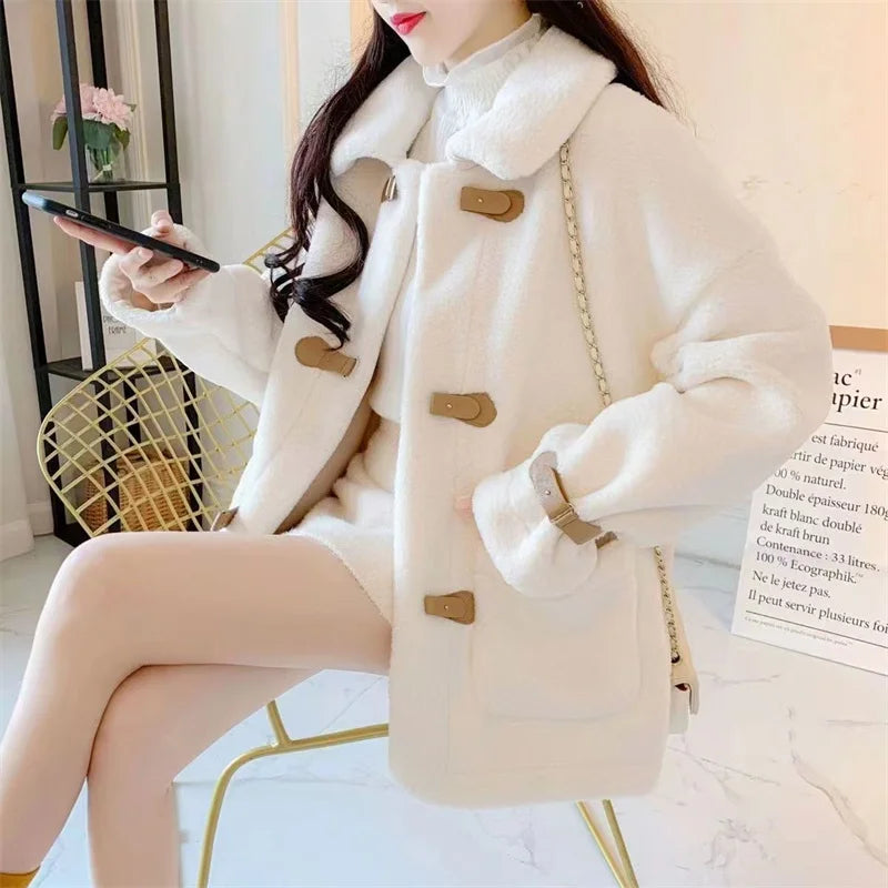 Women's urban toggle closure coat