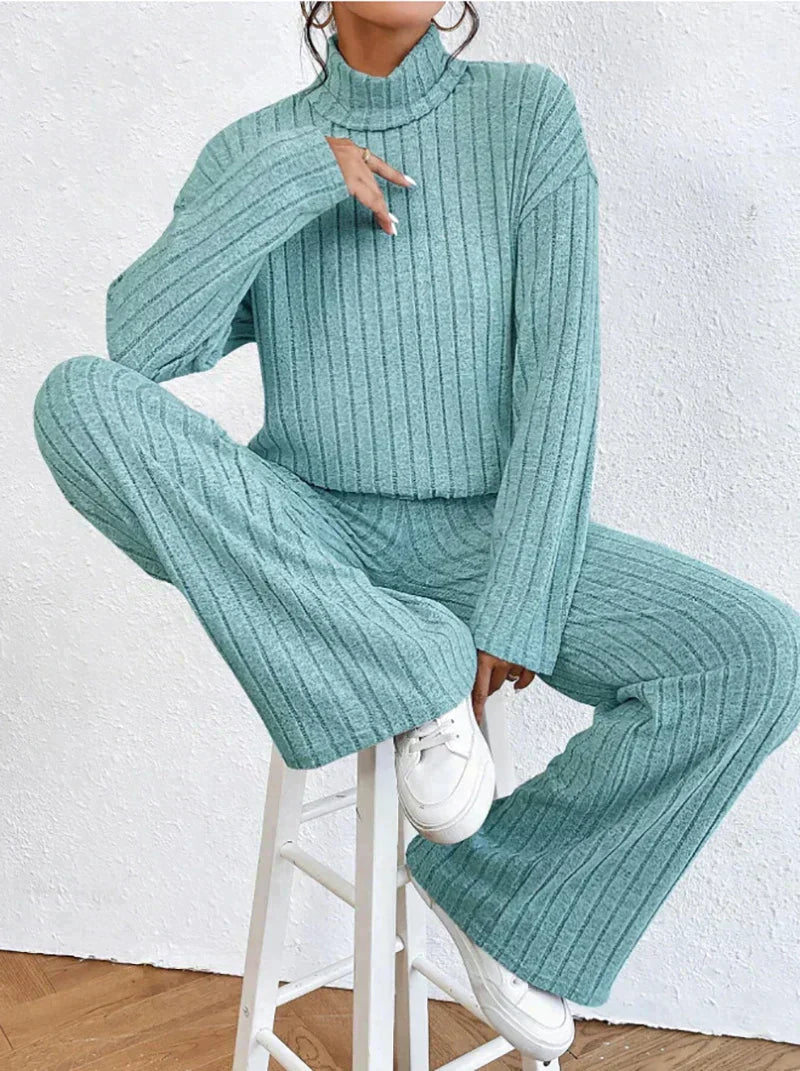 Women's knitted loungewear set