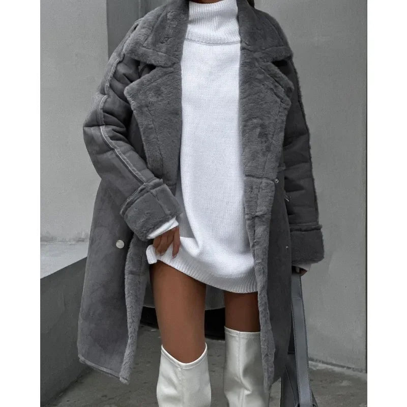 Chic women's winter coat for winter