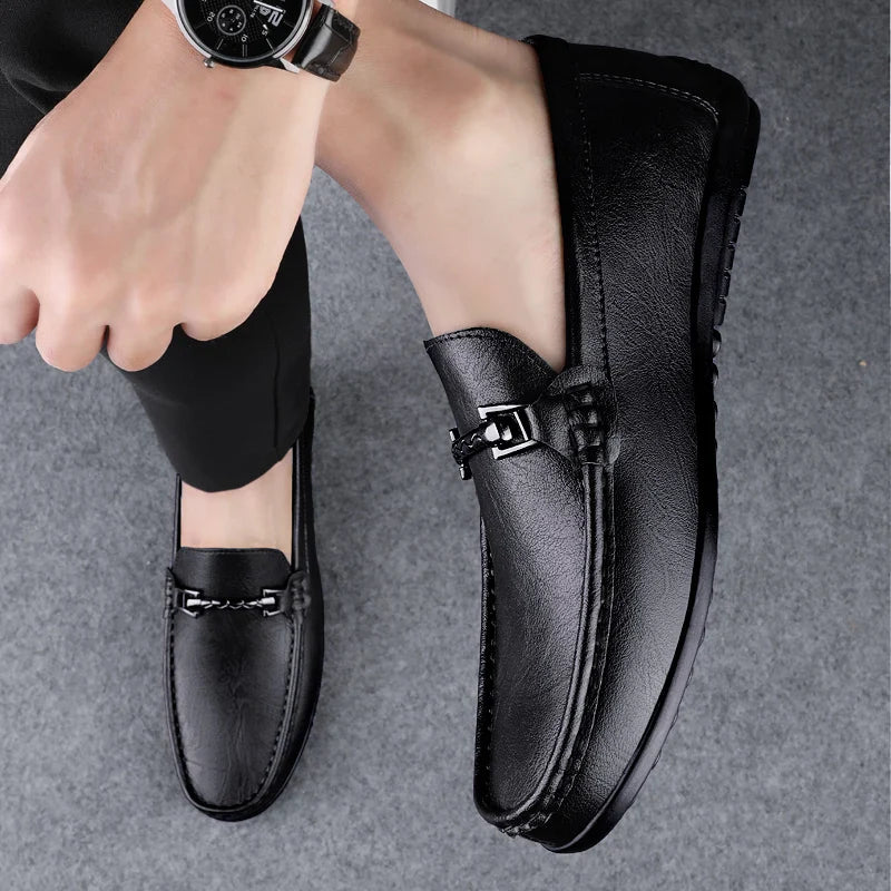 Comfortable men’s loafers for business casual and leisure use