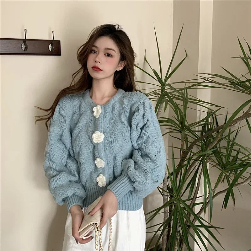 Women's floral button chunky knit cardigan for cozy chic