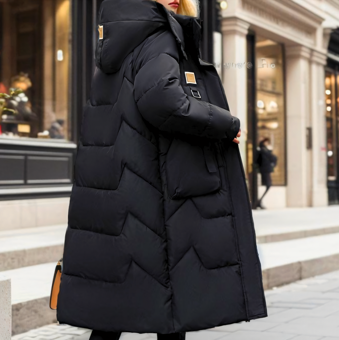 Comfortable long-length women's coat