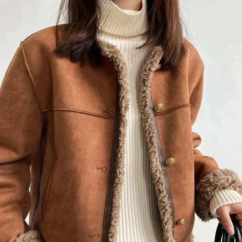 Stylish women's queen style coat