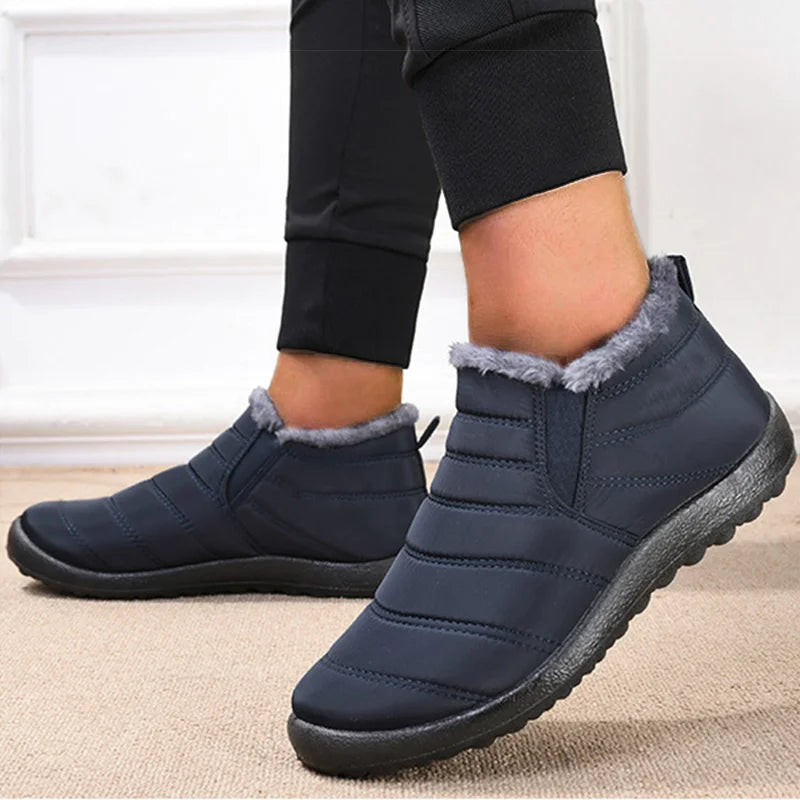 Men's warm fur-lined snow boots