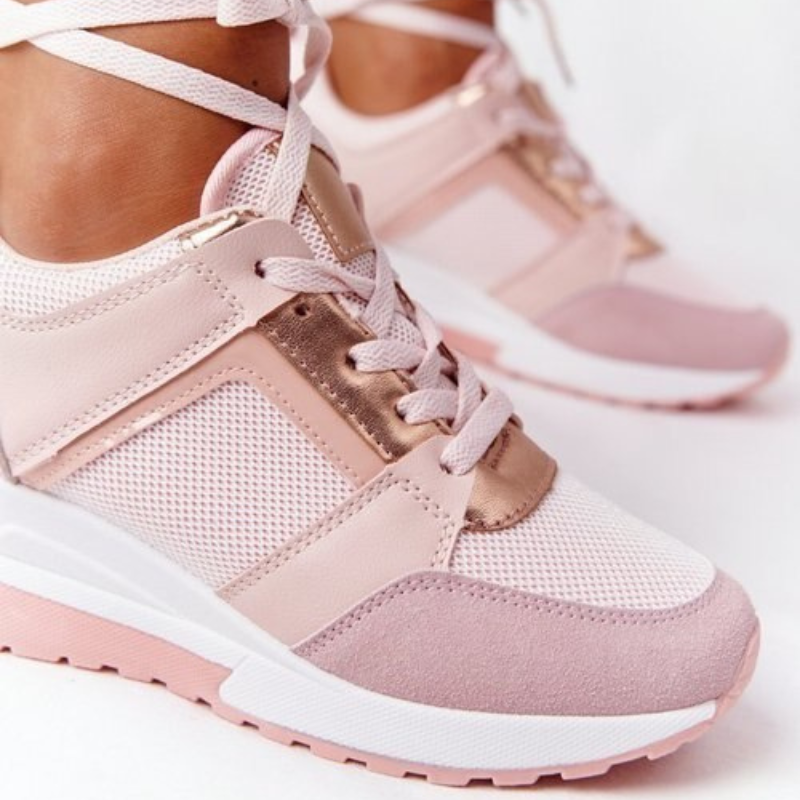 Comfortable platform sneakers for women