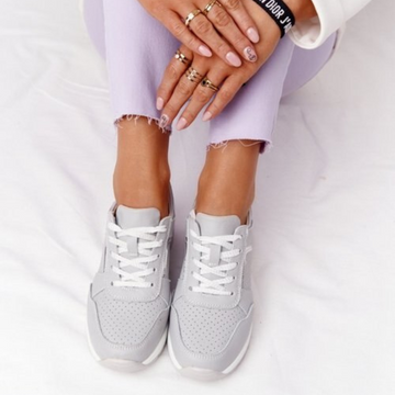 Comfortable platform sneakers for women