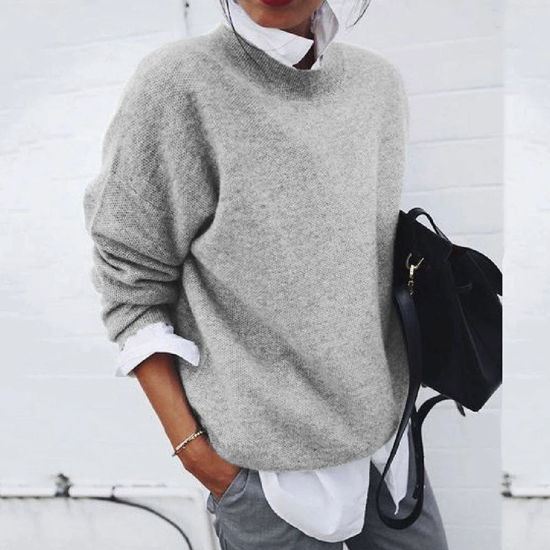 Women's chunky knit crewneck sweater