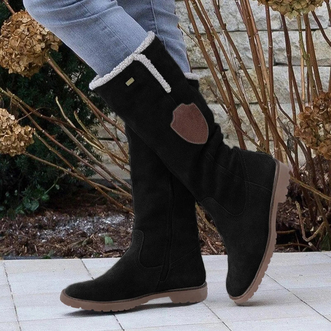 Women’s Mid-Calf Boots – Suede Look – Plush Lining – Side Zipper – Lug Sole