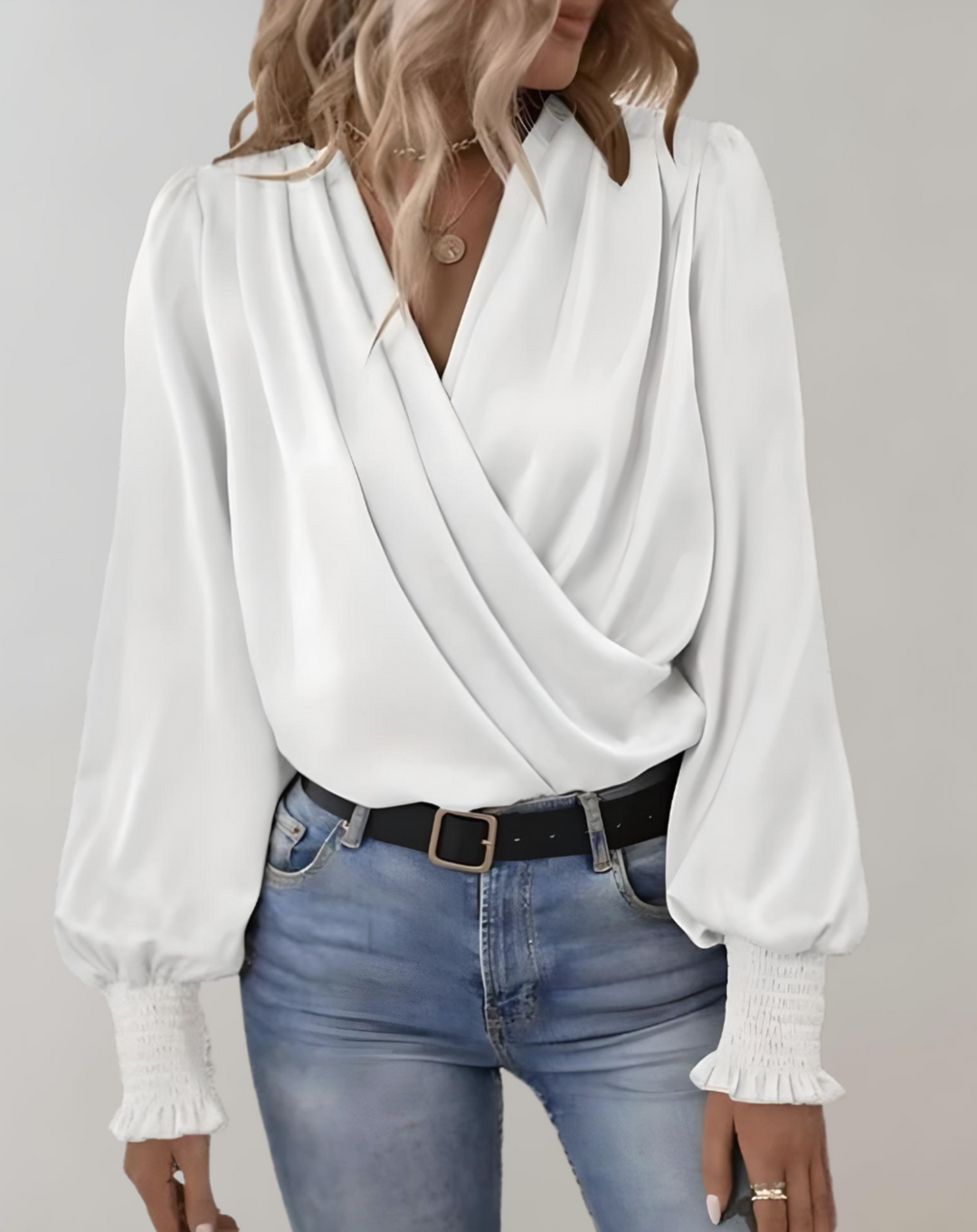 Long sleeve lantern v neck blouse for women