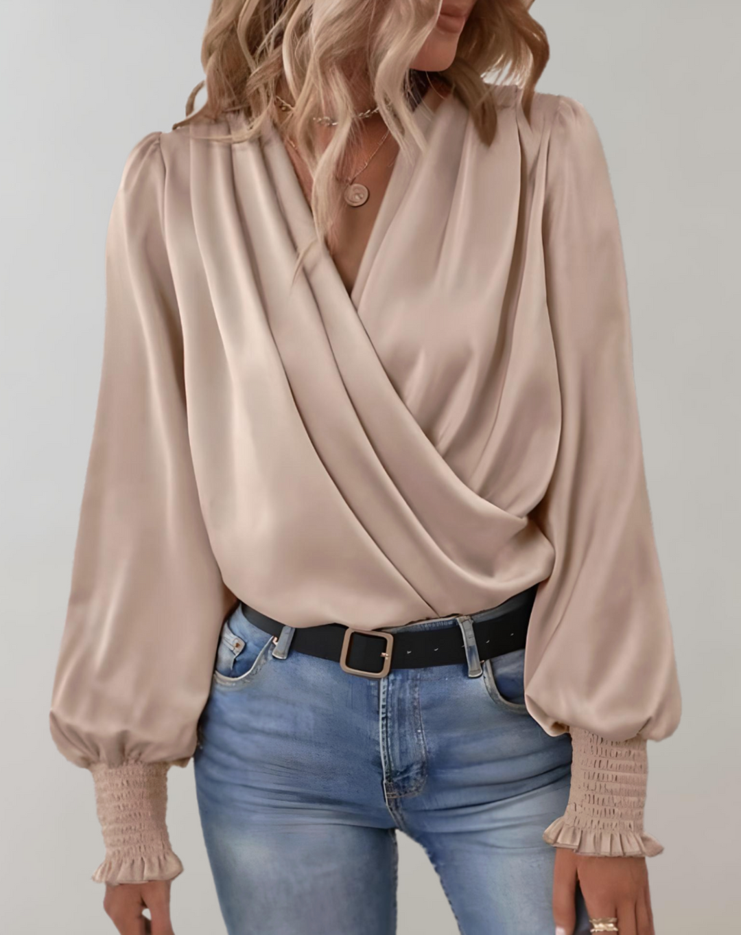 Long sleeve lantern v neck blouse for women