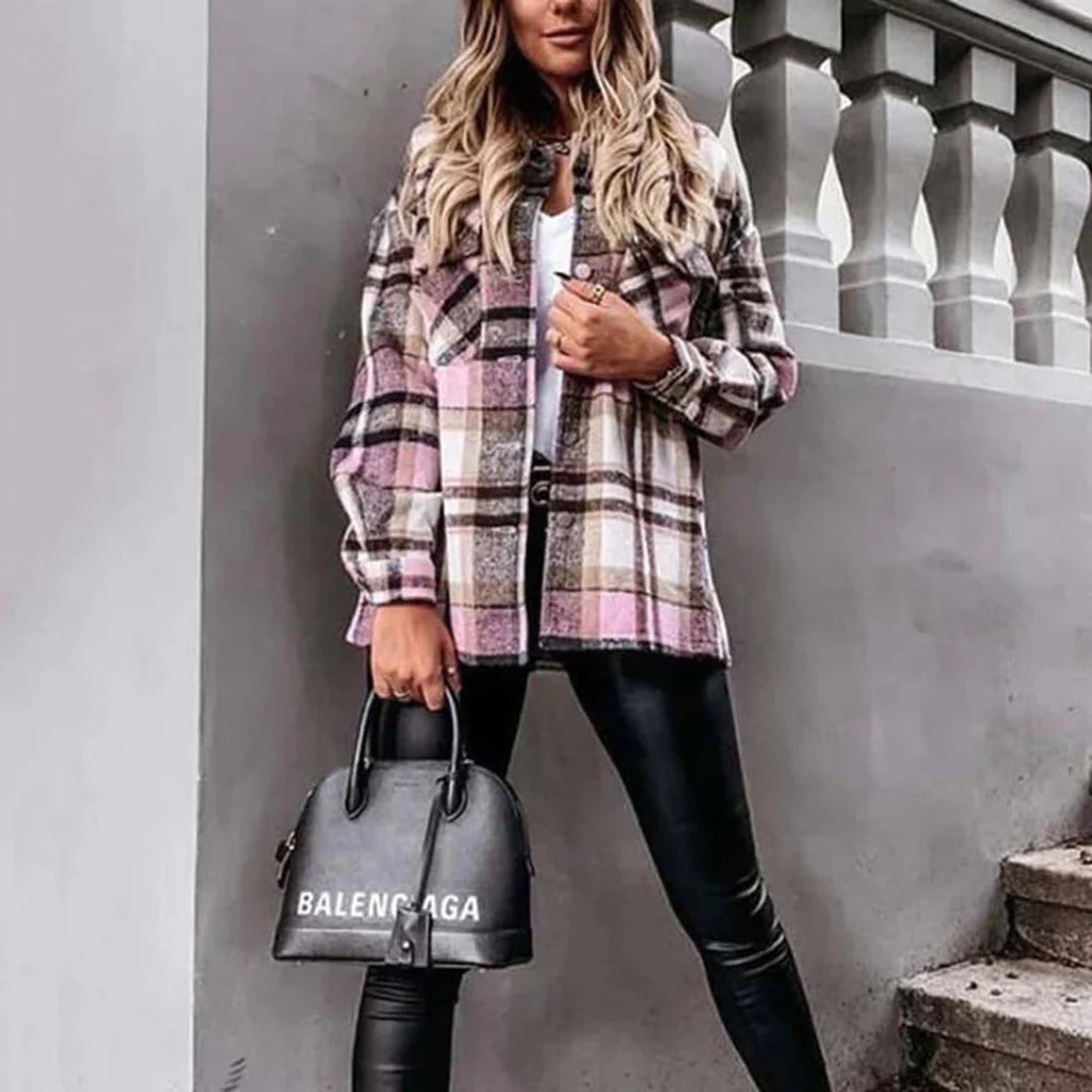 Women's plaid oversized jacket for cozy styling