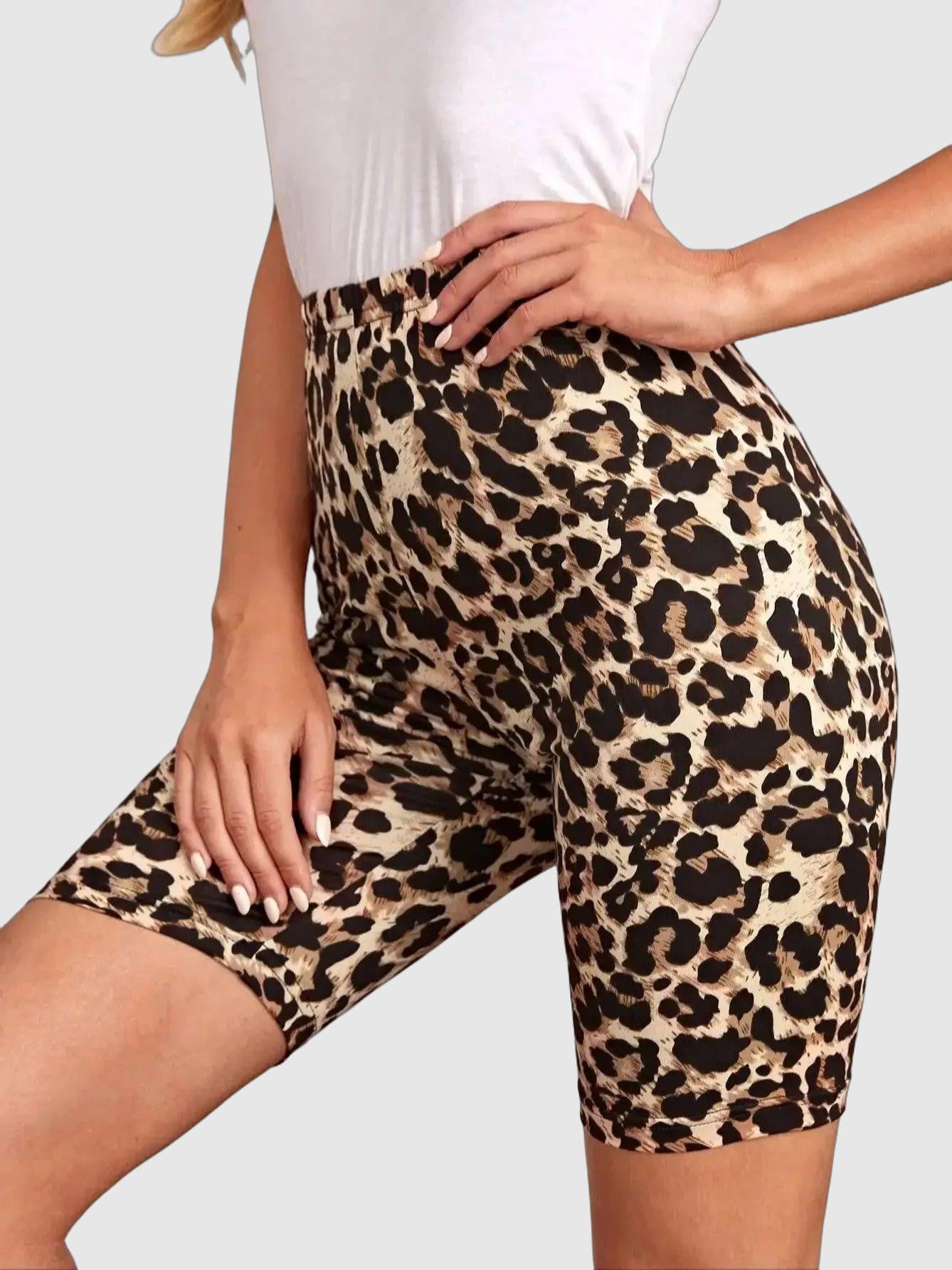 Women's high-waisted cycling shorts with leopard print