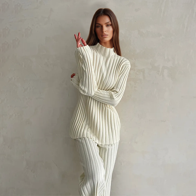 Women's Knit Set - Ribbed Texture - Mock Neck Top & Long Sleeve - Relaxed Fit Pants