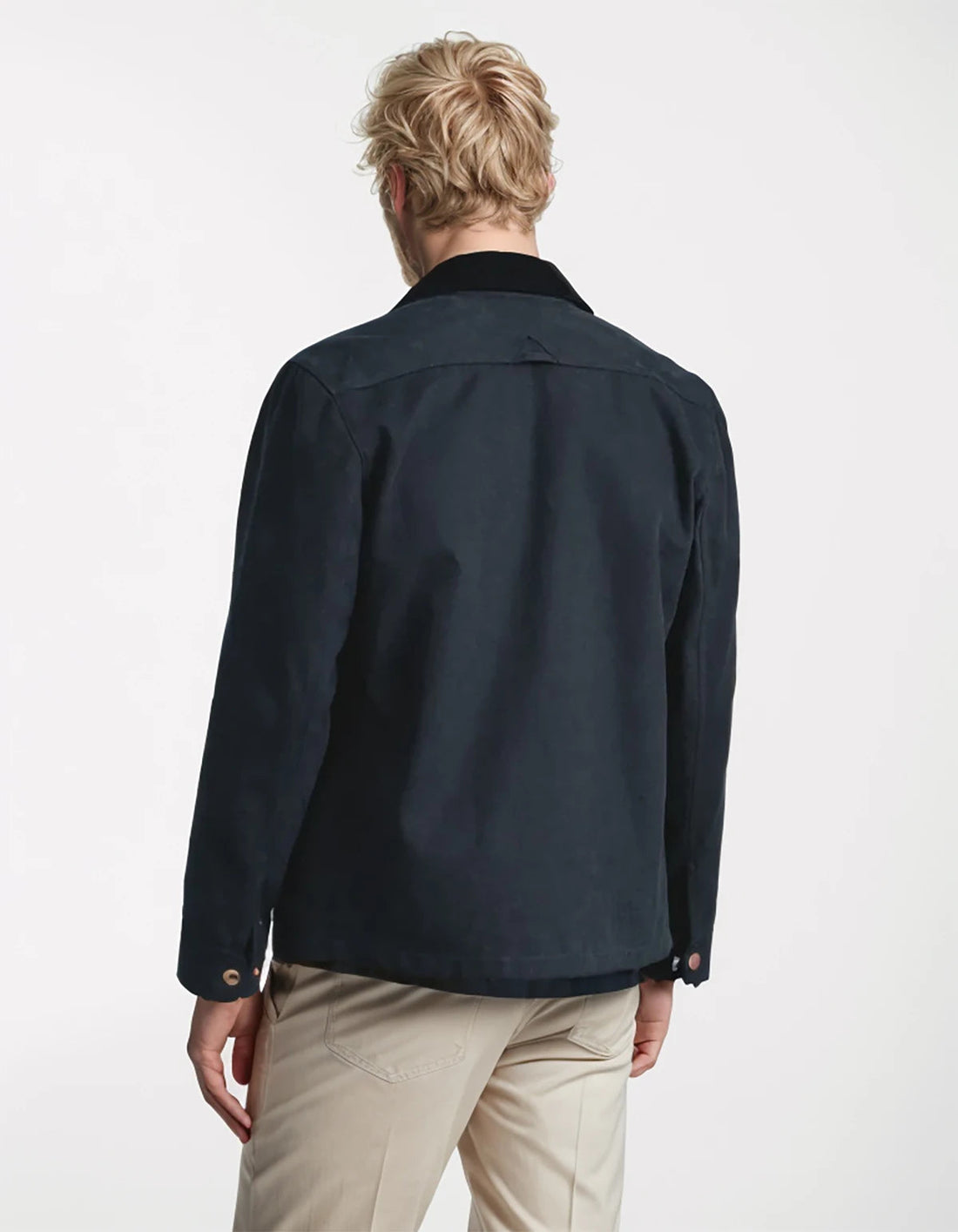 Men's minimalist button-up jacket for a polished look