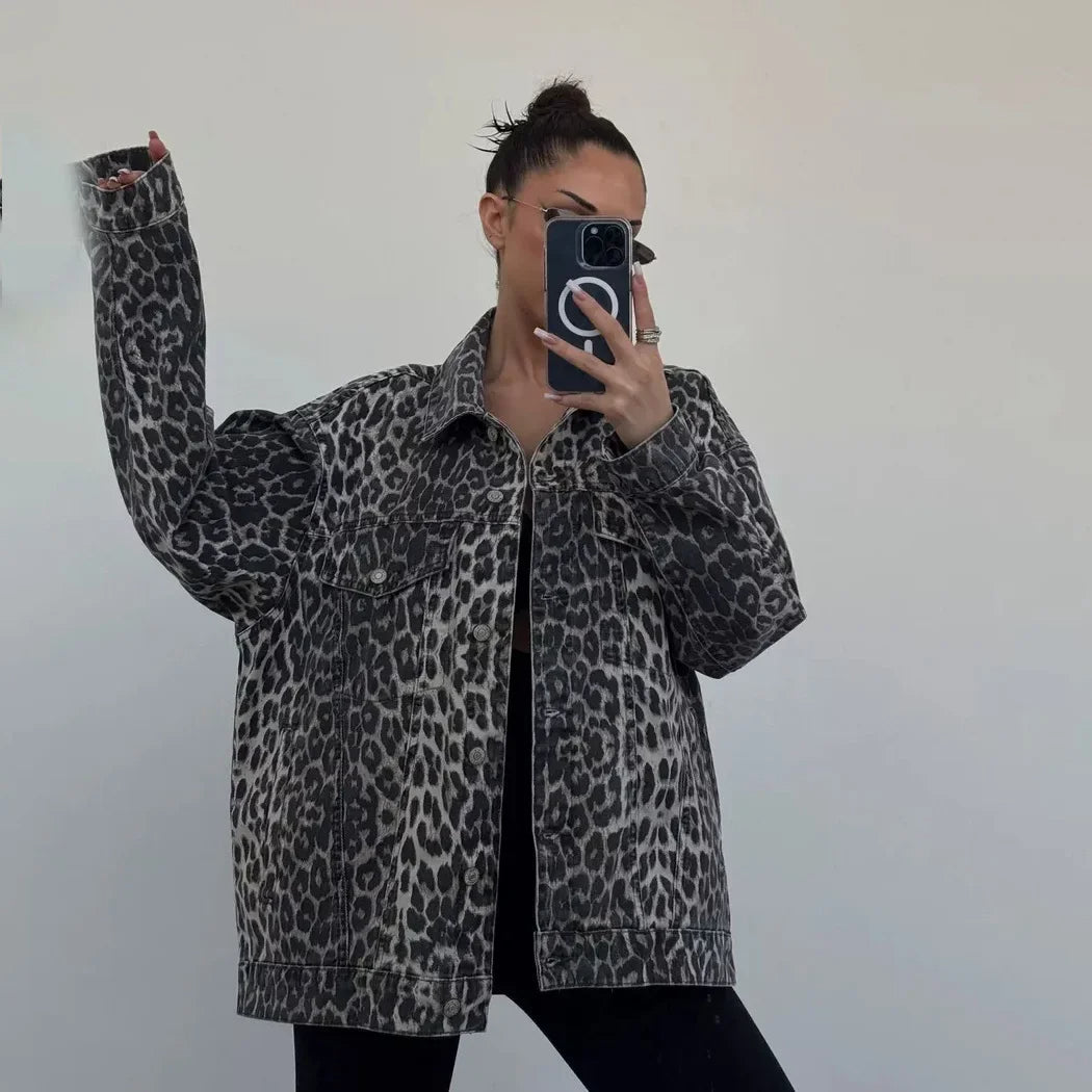 Women's leopard print jacket for bold street style