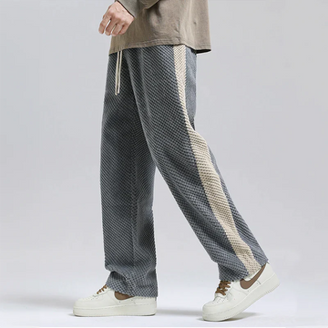 Men's knitted joggers with contrasting side stripes