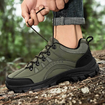 Men outdoor hiking shoes low-top thick sole anti-slip travel footwear