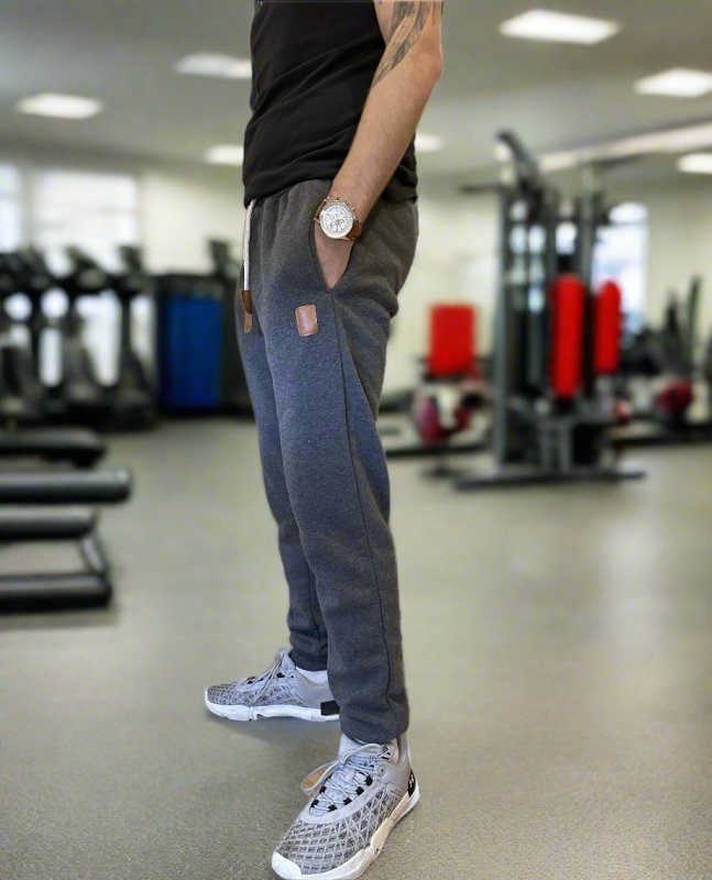 Men's casual sports pants with drawstring closure for winter comfort