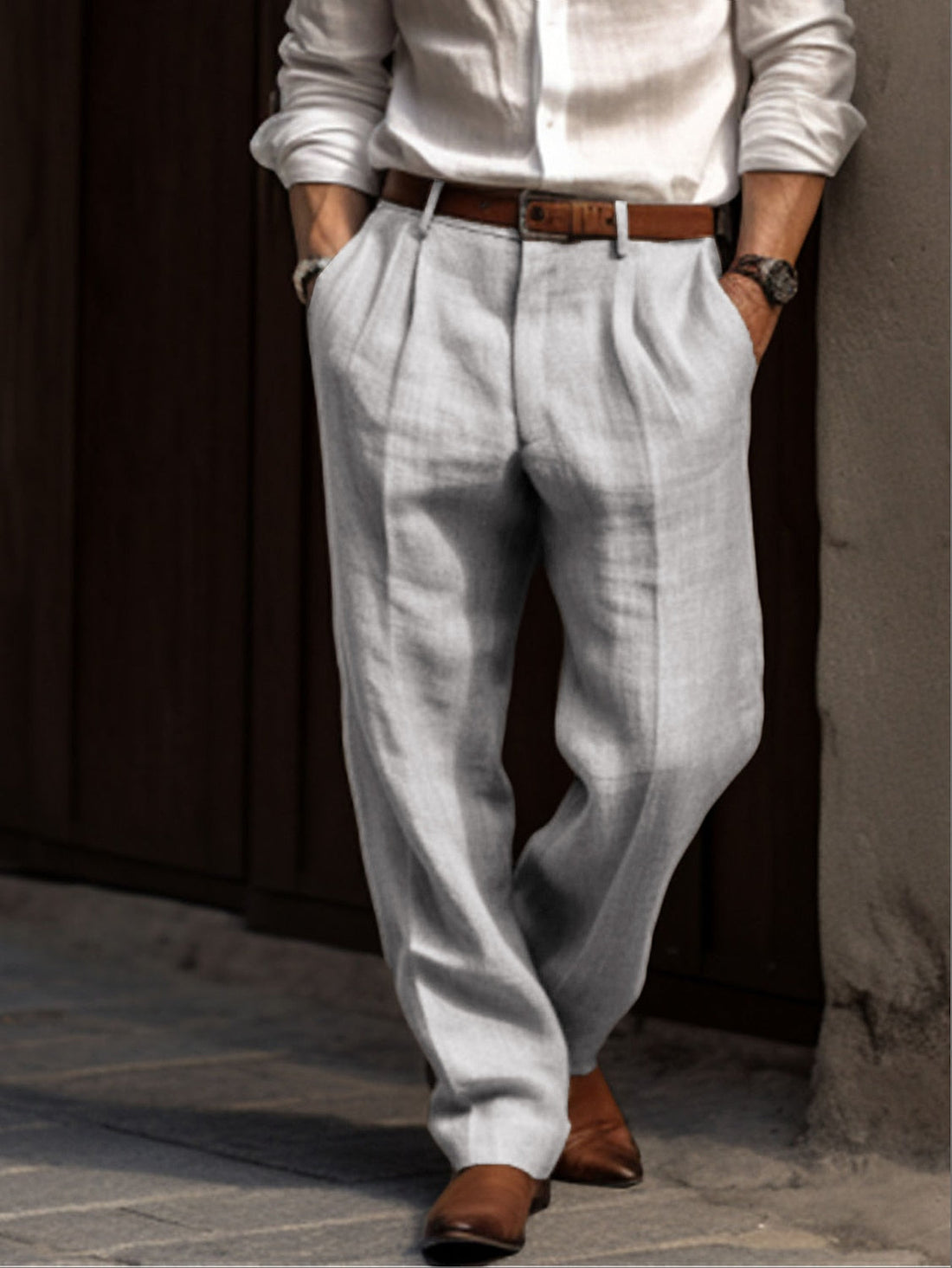 Men's comfortable trousers with double pleats