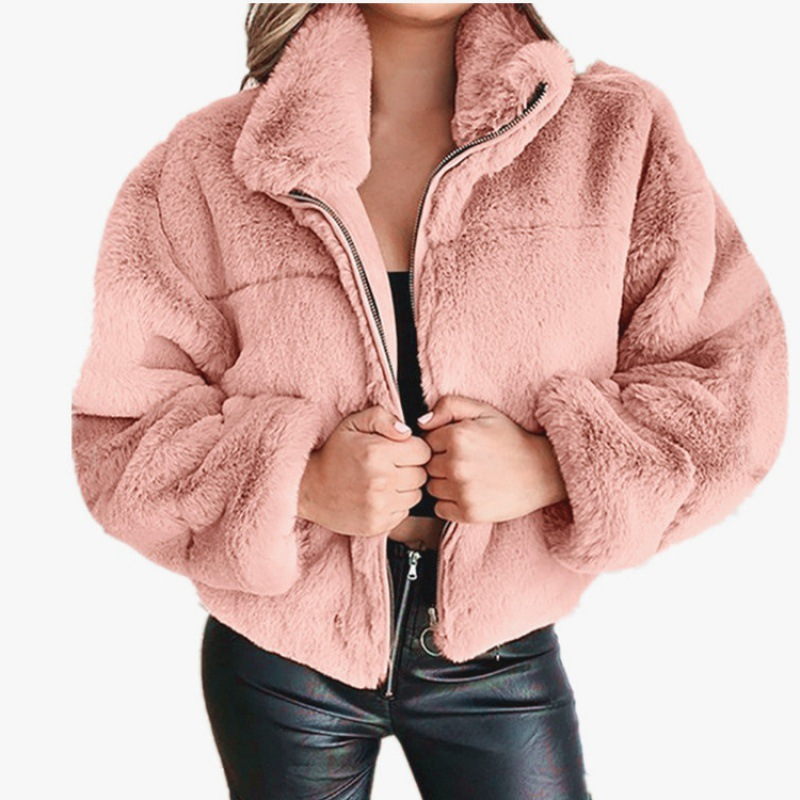 Women’s Faux Fur Coat – Oversized Fit – Cropped Length – Zip Front – High Collar