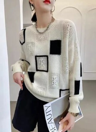 Women's geometric knit sweater for smart-casual flair