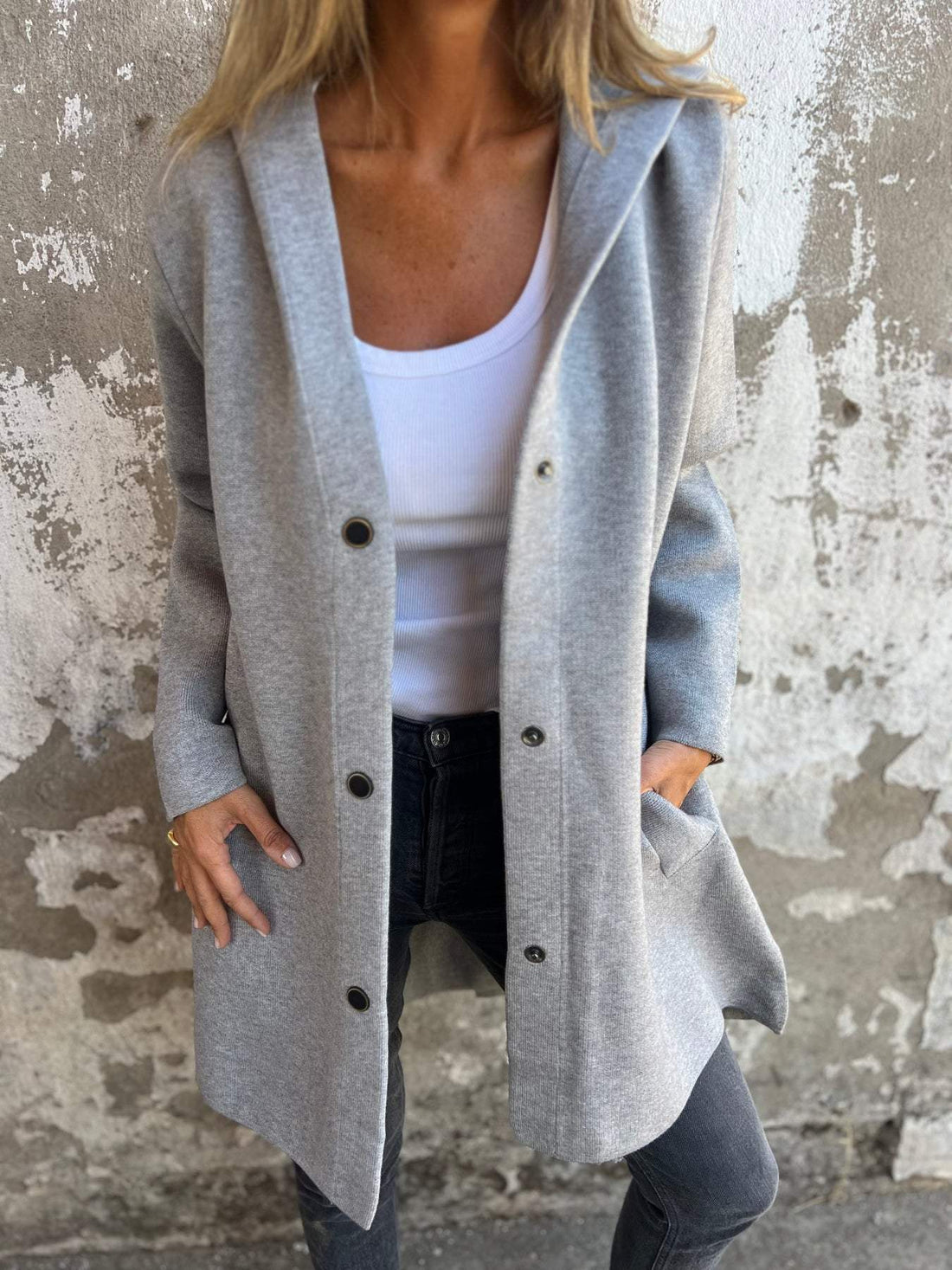 Women's snap-button hooded coat