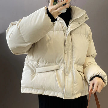 Stylish winter puffer jacket for women