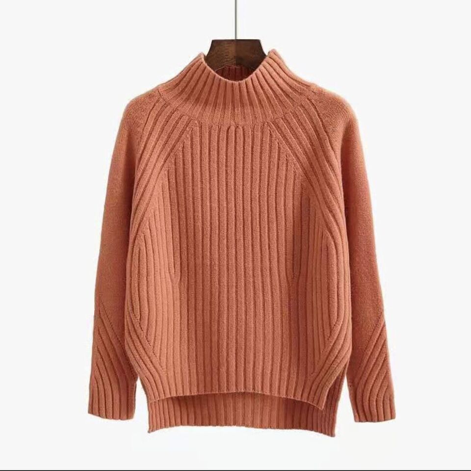 Stylish women's pullover sweater with half turtleneck collar